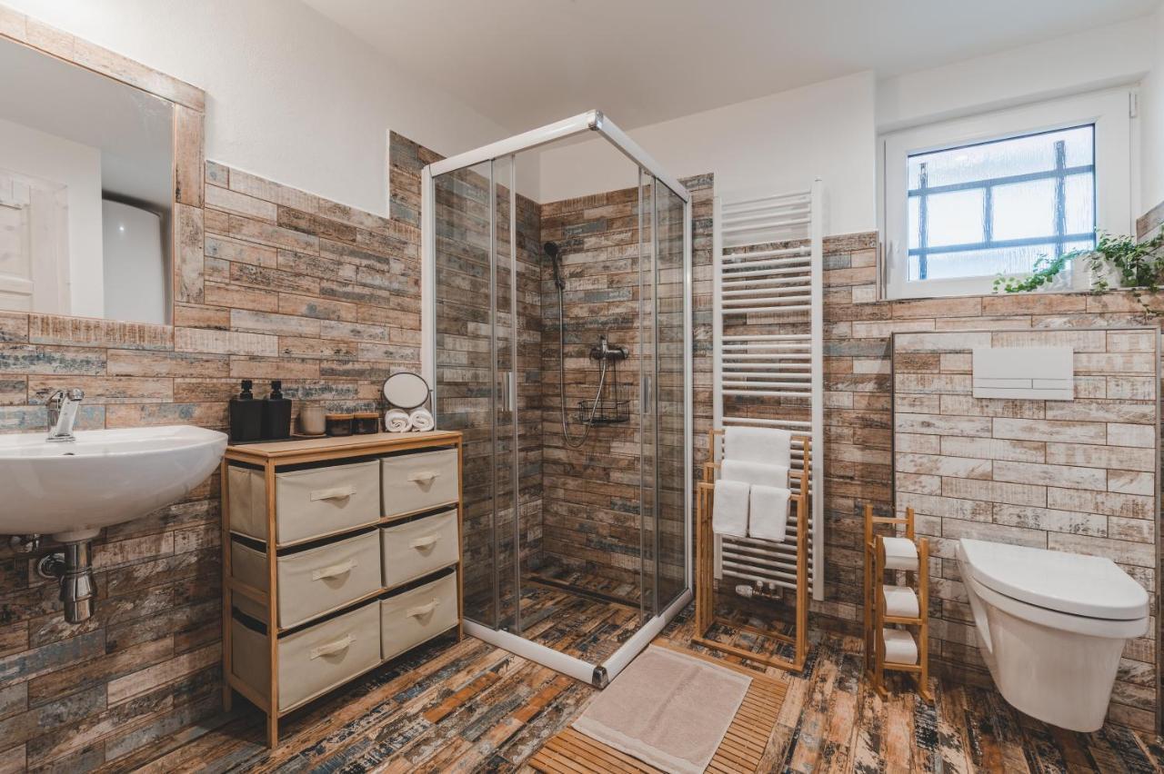 Konekt Apartment チェスキー クルムロフ エクステリア 写真